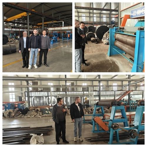 Últimas noticias de la empresa sobre Los clientes rusos invierten en la fabricación de cintas transportadoras y visitan nuestra fábrica para la inspección