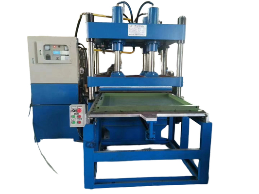 comprar Máquina de prensado de azulejos de suelo de caucho de calefacción eléctrica / Máquina de fabricación de azulejos de suelo de gránulos de caucho online manufacture