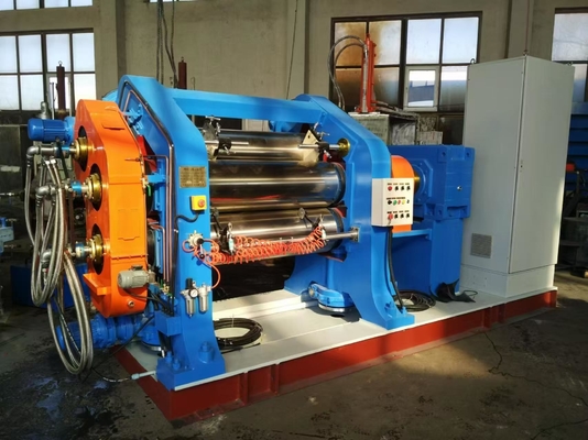 200 grados de precisión de control eléctrico 3 Roller Calendario de goma máquina para la producción de láminas de caucho