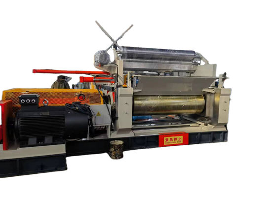 Buen precio XK-560 Máquina de mezclado de caucho con ajuste automático de la brecha con batidora y freno hidráulico en línea